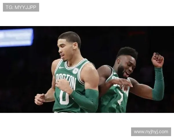 康利谈更衣室传承年轻球员善问肯学我专注给予最佳建议在赛场成长